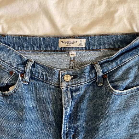 Abercrombie & Fitch 90’s straight low rise curve love jeans - Picture 2 of 4